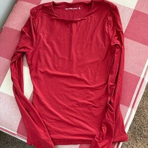 Abercrombie & Fitch Scarlet Long Sleeve Tee